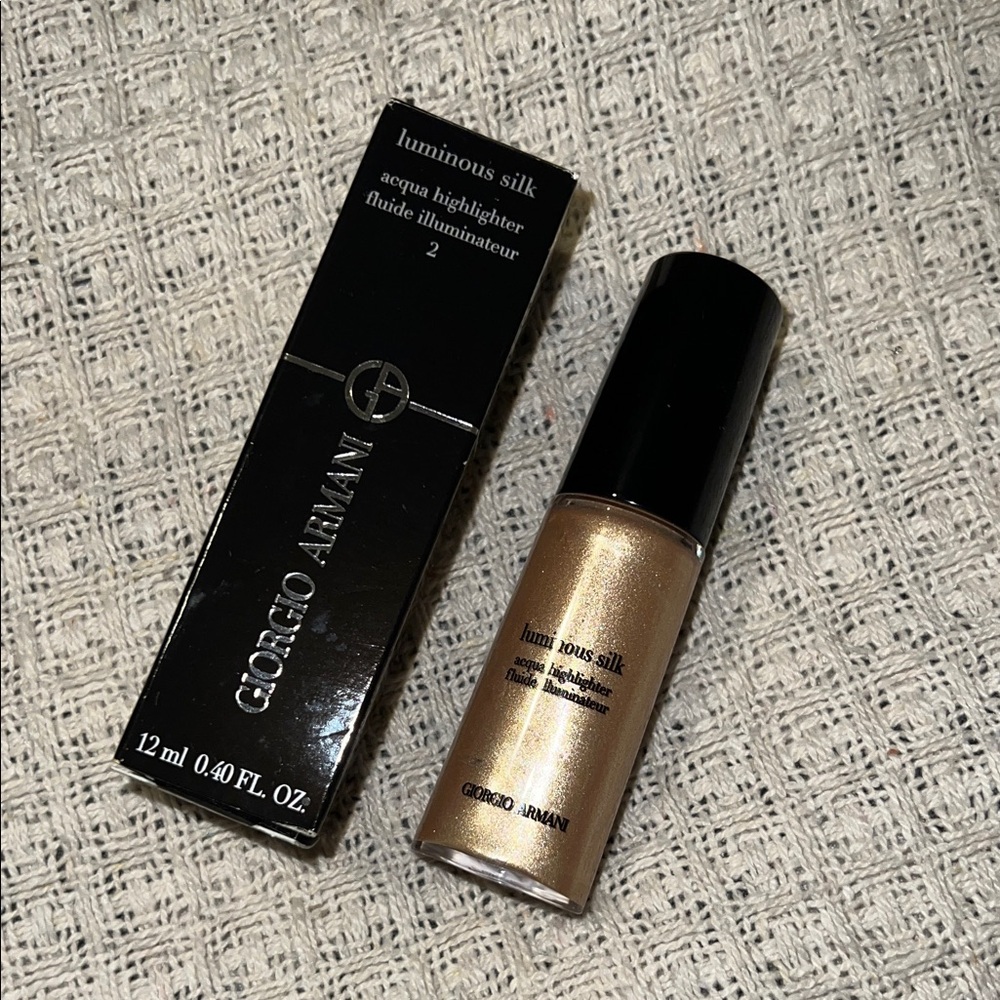 Giorgio Armani Luminous Silk Highlighter - Radiant Gold